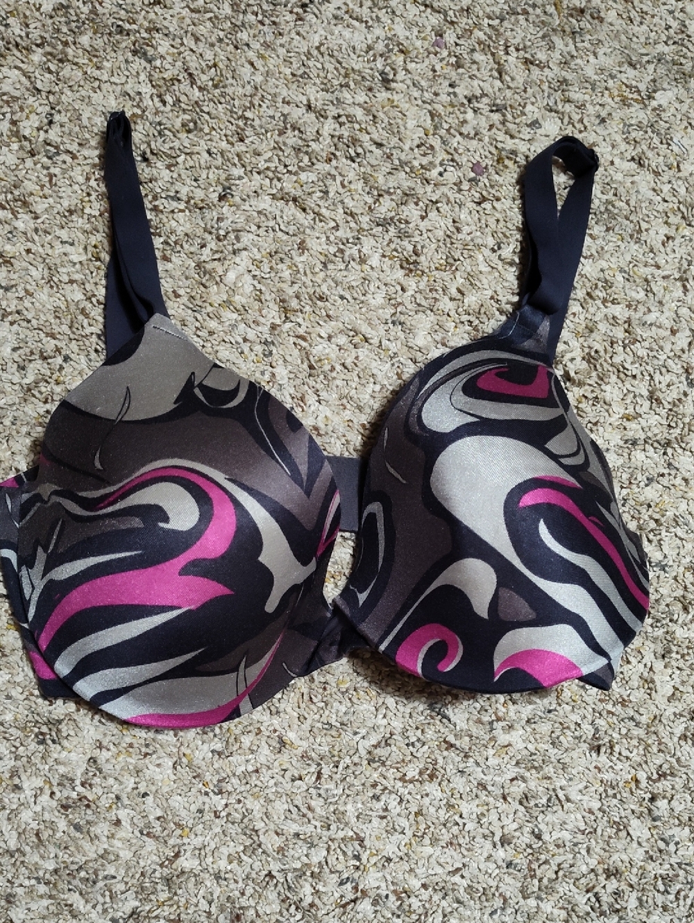 5/$25 SALE Maidenform Size 32DD Black, Pink & Silver Swirl Underwire T-Shirt Bra
